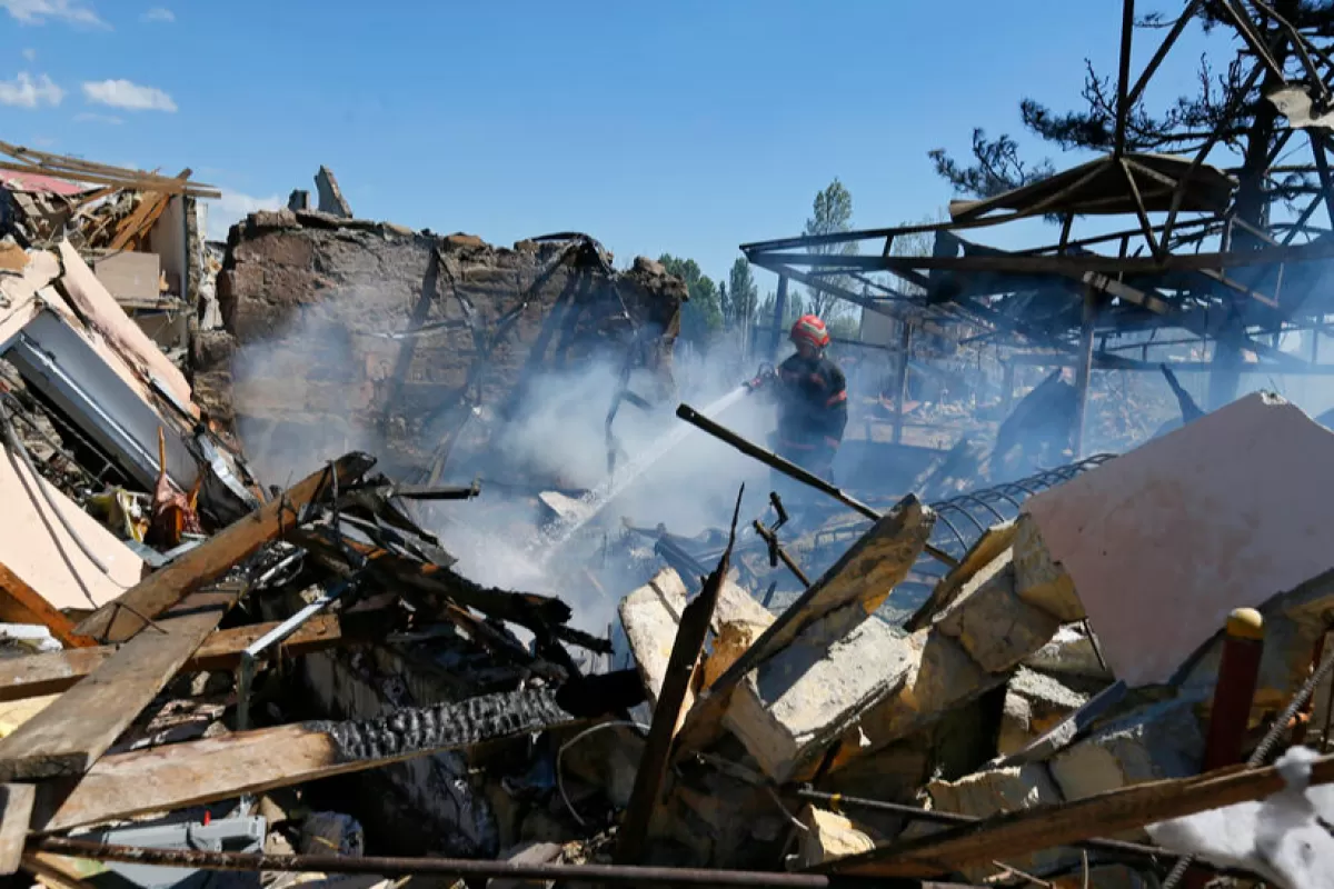 RĂZBOI ÎN UCRAINA: Rusia și Ucraina se acuză reciproc pentru atacarea unei închisori cu prizonieri de război ucraineni din Donețk