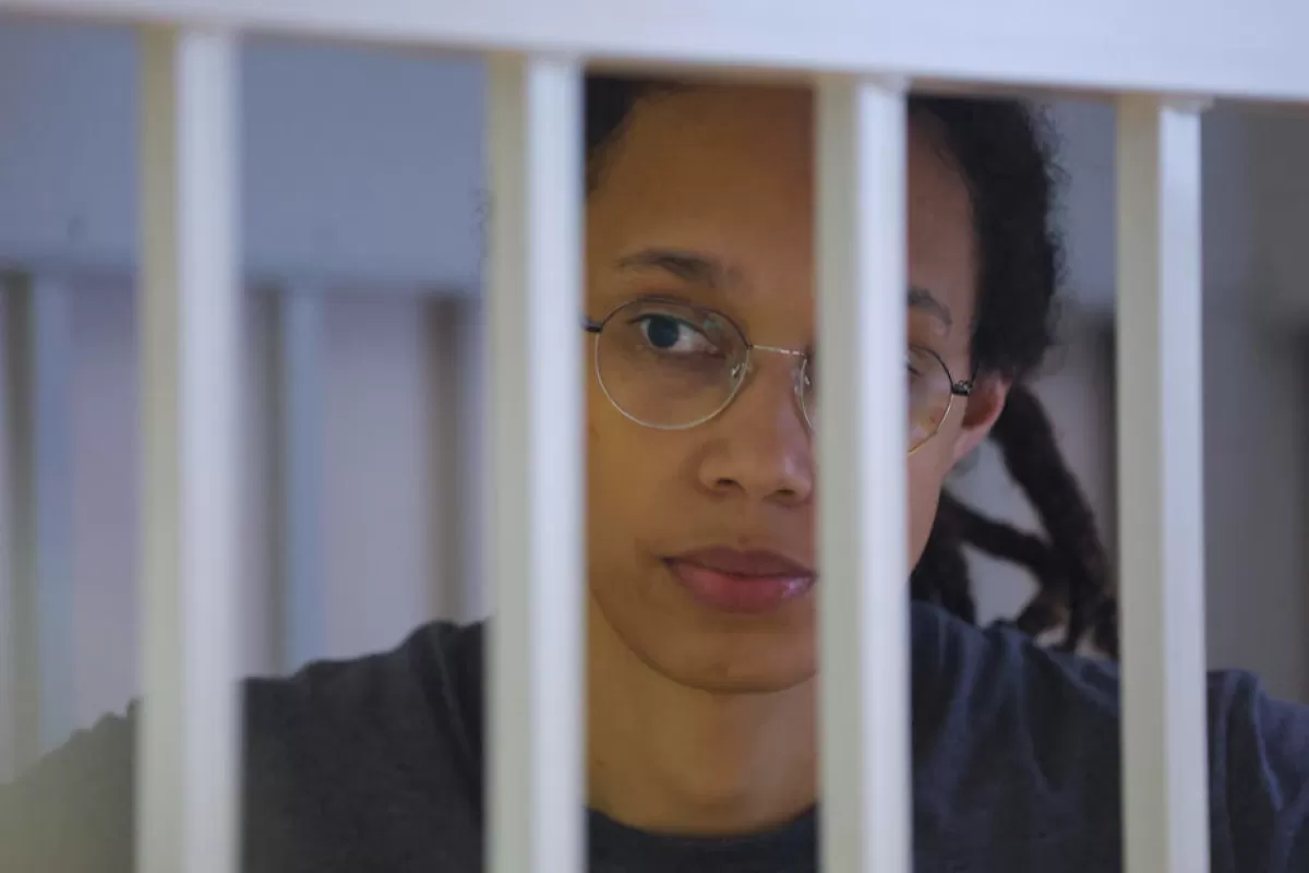 RĂZBOI ÎN UCRAINA: Moscova, dispusă să discute cu Washingtonul despre un schimb de deținuți