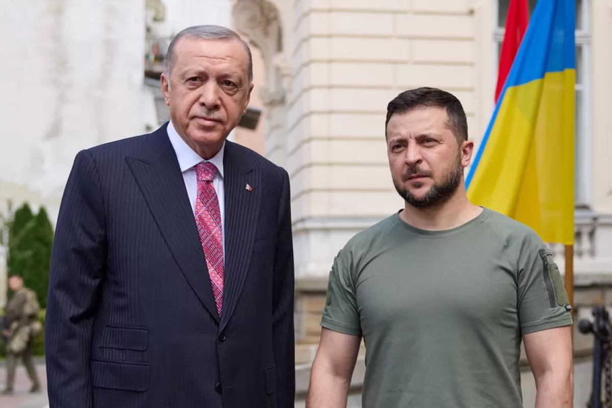 RĂZBOI ÎN UCRAINA: Ankara declară că e alături de ucraineni