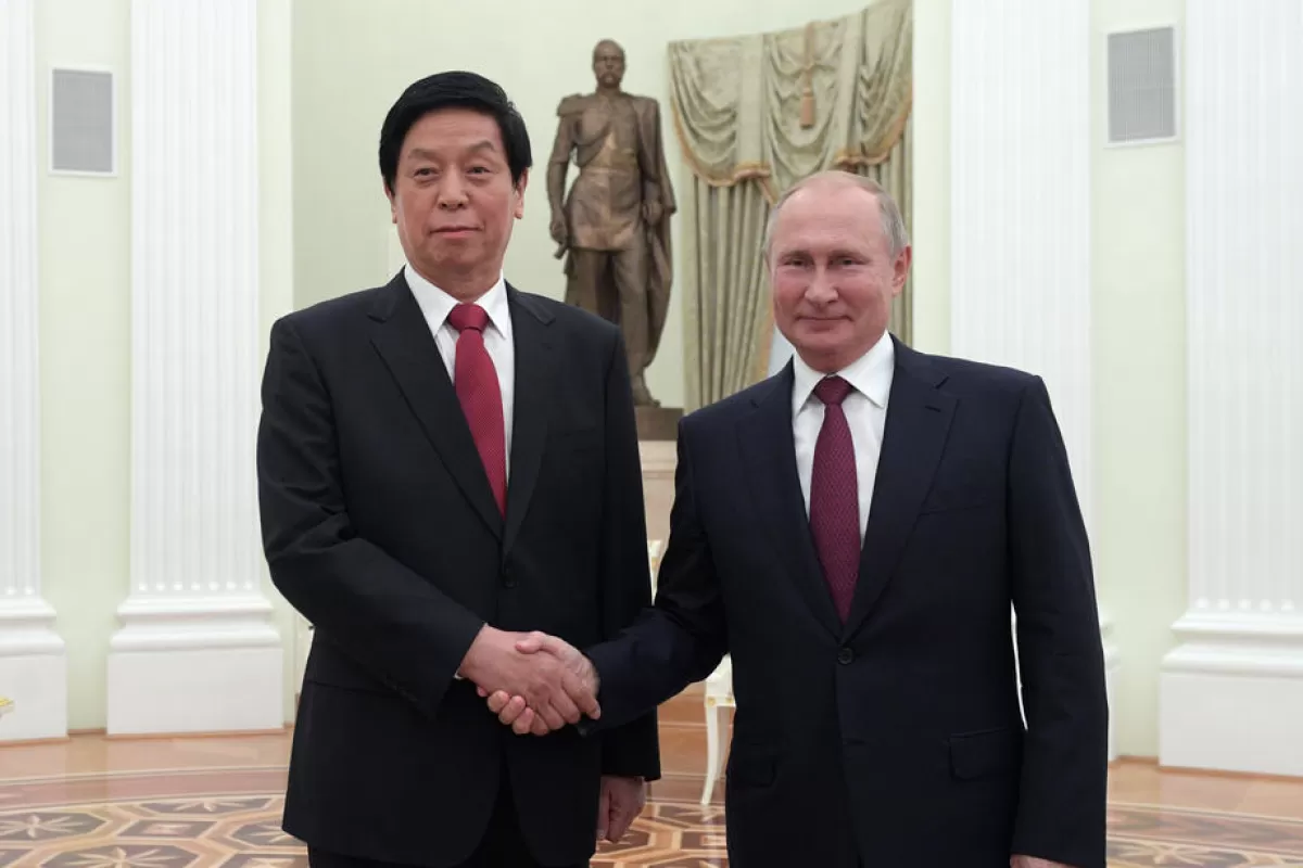 RĂZBOI ÎN UCRAINA: Numărul trei chinez merge la ruși