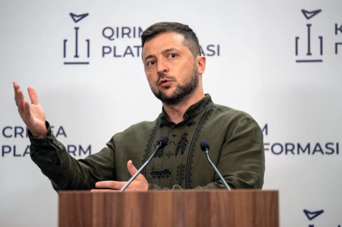 RĂZBOI ÎN UCRAINA: Președintele Zelenski, în Iziumul recucerit de trupele sale