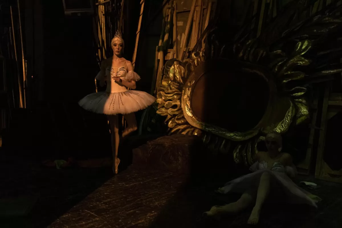 RĂZBOI ÎN UCRAINA: Omagiu la Kiev pentru un fost mare balerin ucrainean ucis pe front