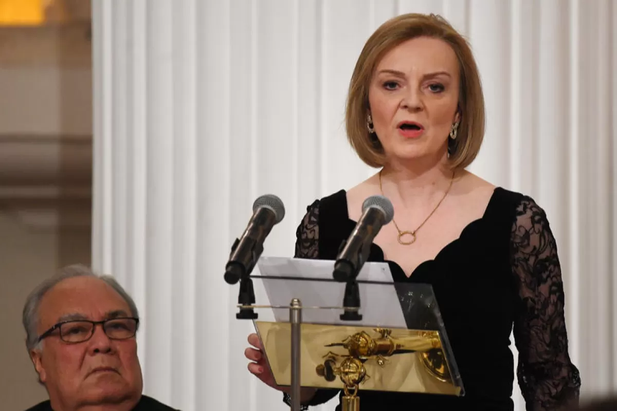 RĂZBOI ÎN UCRAINA: Londra rămâne lângă ucraineni