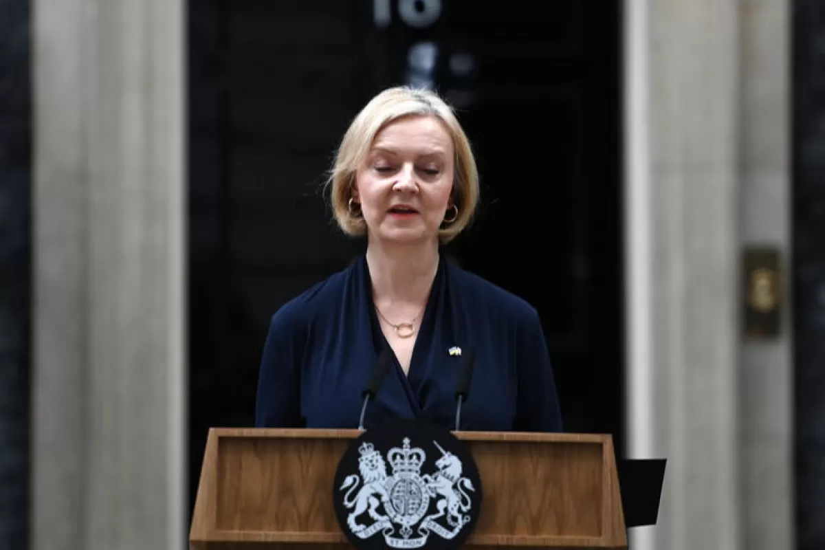 Marea Britanie a rămas din nou fără premier