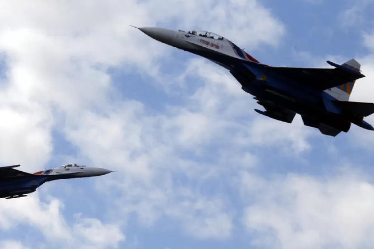 Incident aviatic deasupra Mării Negre între două avioane de luptă rusești și un aparat britanic de patrulare