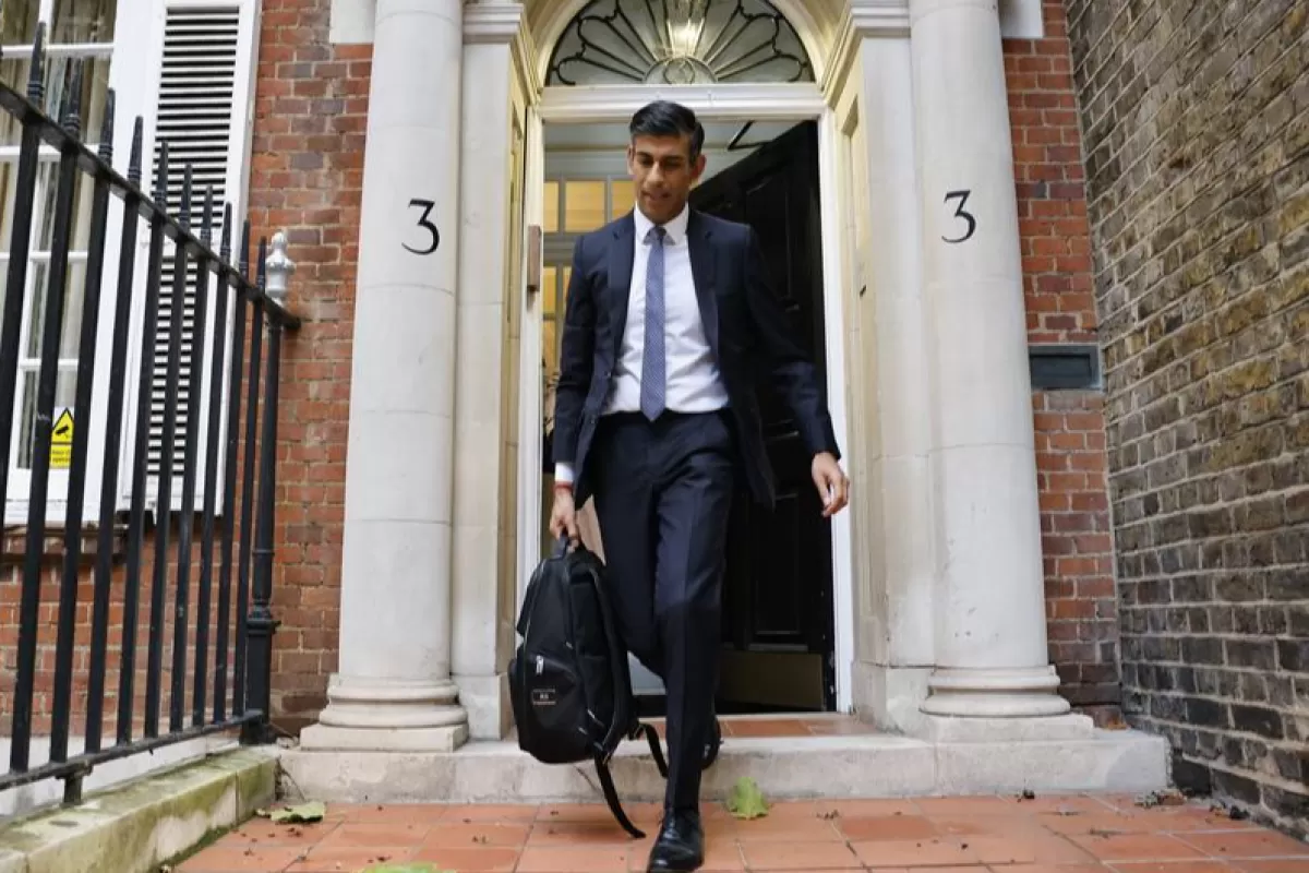 Fostul ministru britanic de finanțe, Rishi Sunak devine noul lider al Partidului Conservator și viitorul prim-ministru al Regatului Unit