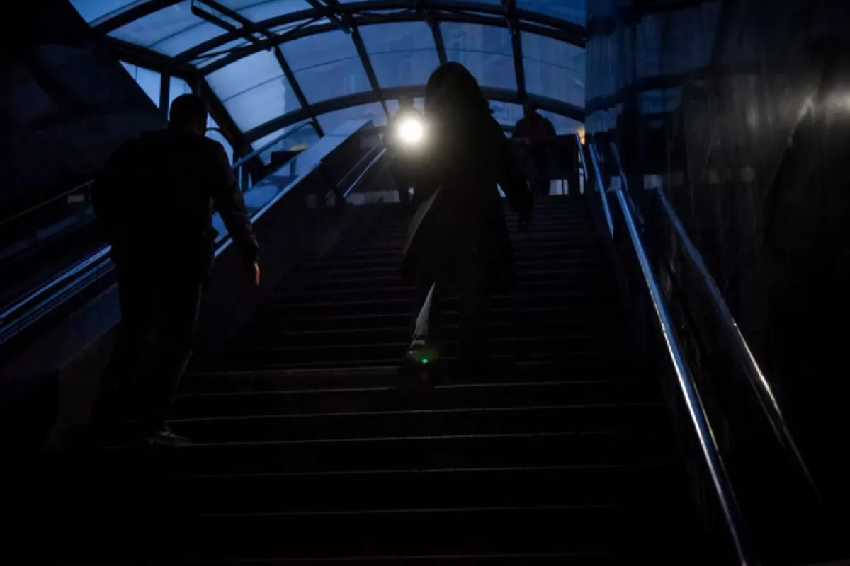 RĂZBOI ÎN UCRAINA: Restricții suplimentare de curent în mai multe zone ale Ucrainei, inclusiv în capitală