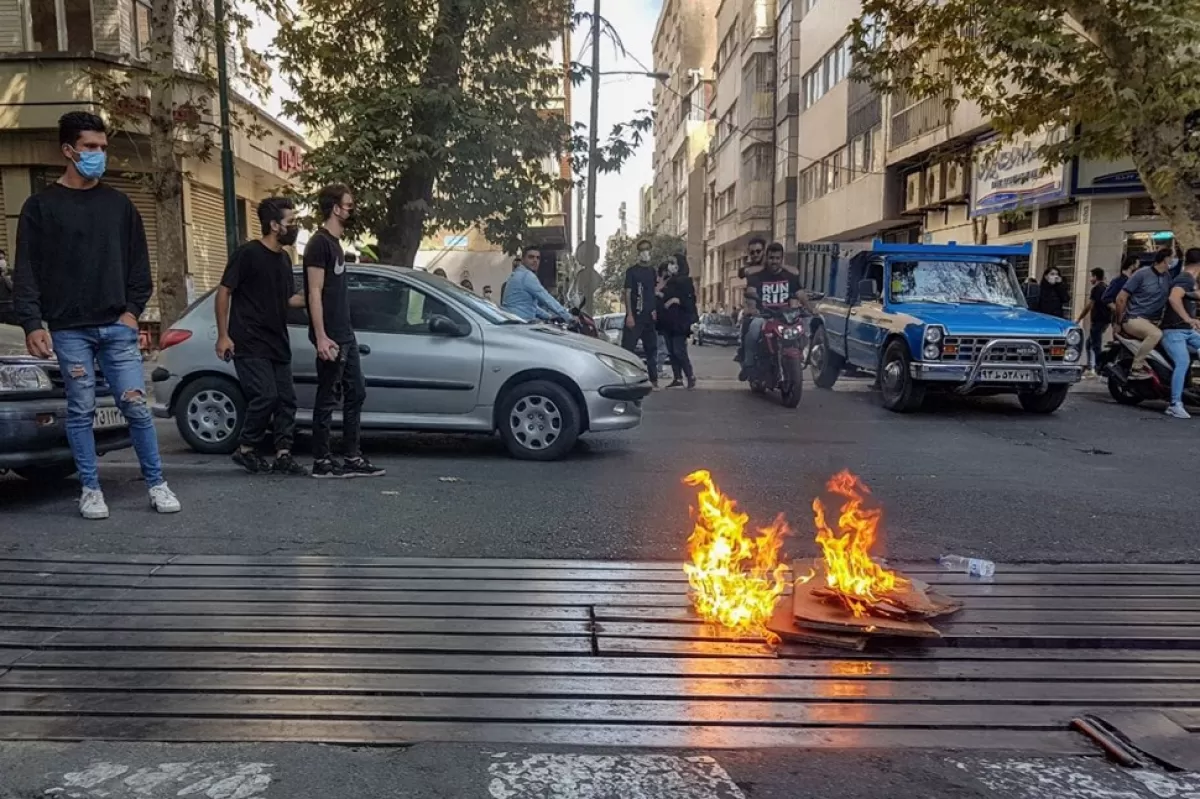 Primul iranian condamnat la moarte în urma protestelor care zguduie de două luni Iranul