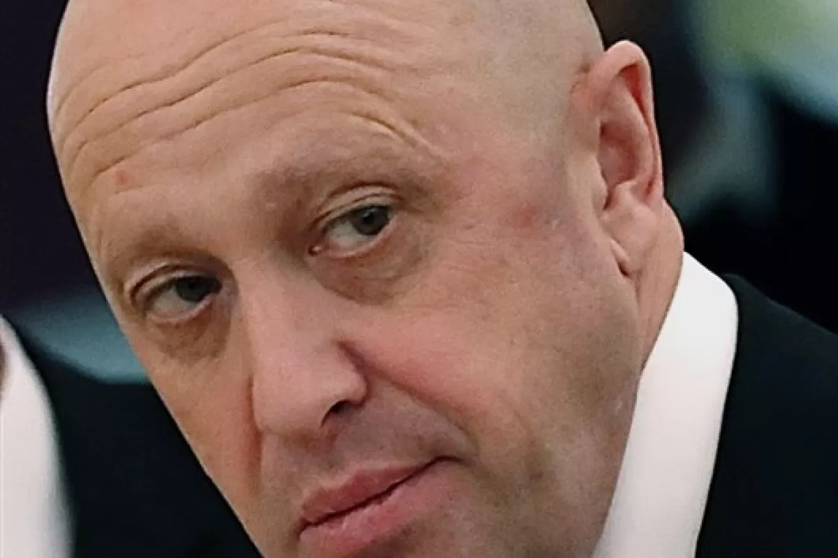 RĂZBOI ÎN UCRAINA: Patronul mercenarilor Wagner neagă că oamenii săi ar fi ucis un dezertor