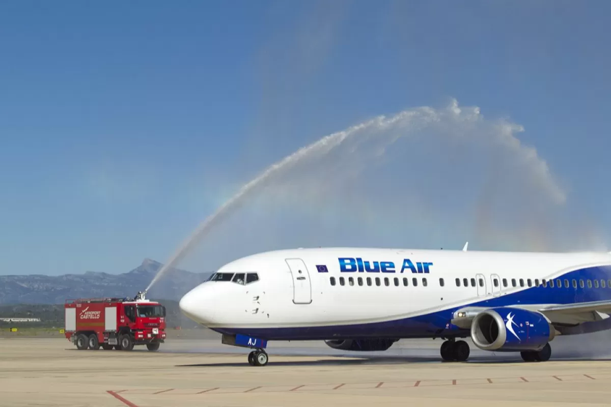 Statul român va prelua pachetul majoritar de acţiuni al companiei aeriene private autohtone Blue Air