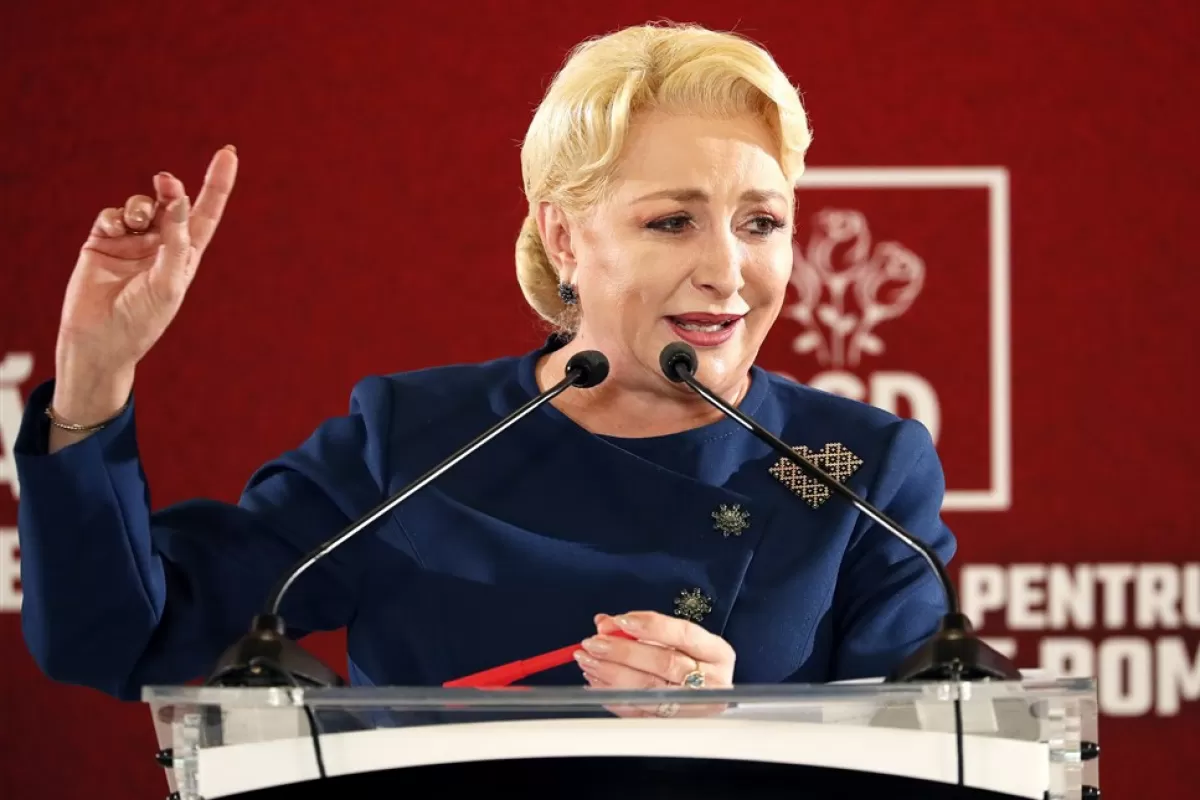 FAKE NEWS: Deja cucerită de Occident, România se lasă călcată în picioare și de Ucraina