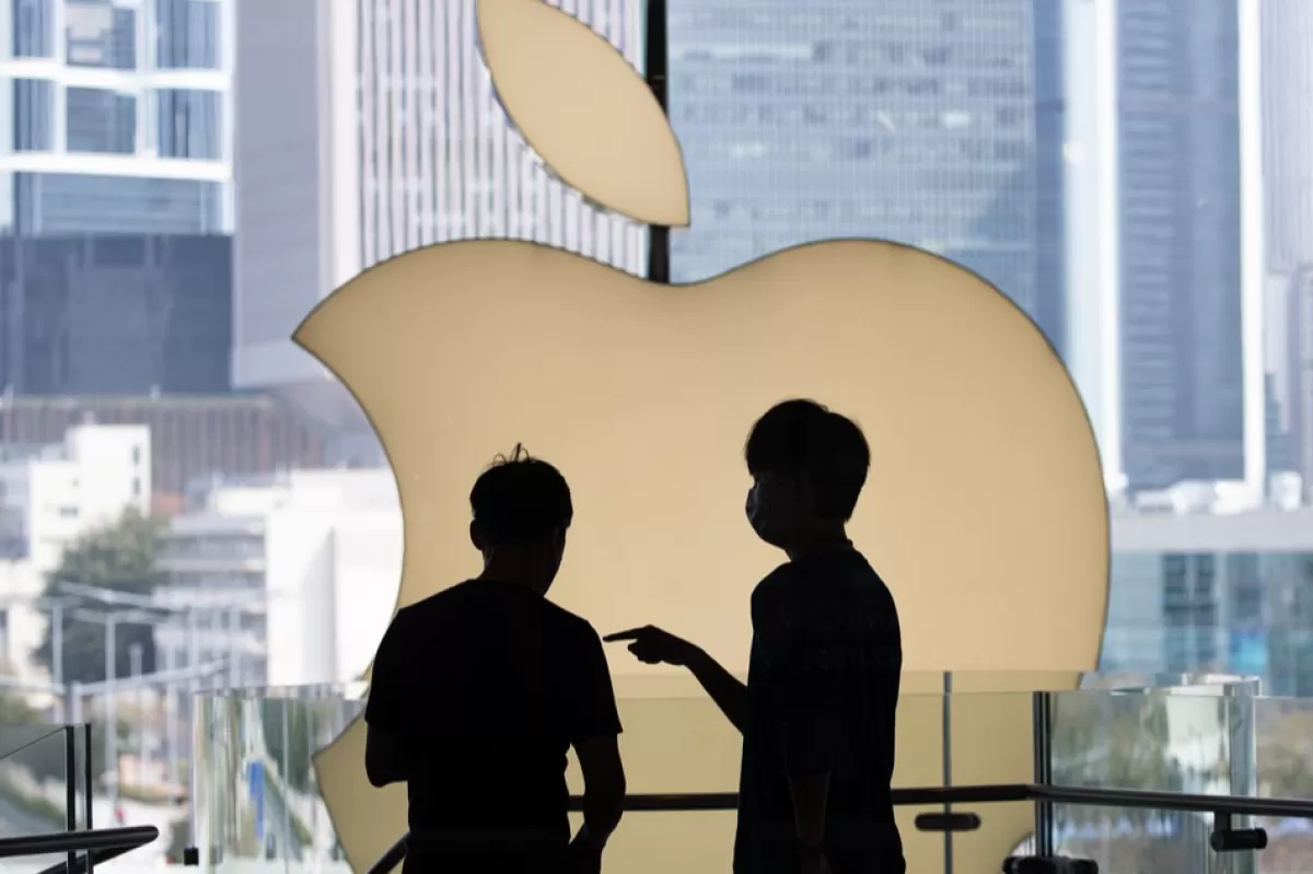 Proteste în China la cea mai mare fabrica iPhone din lume