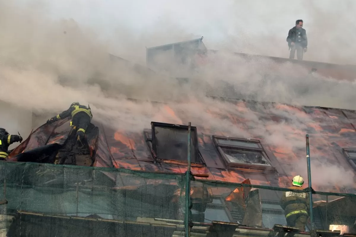 Morți și răniți într-un incendiu la o rafinărie din Siberia