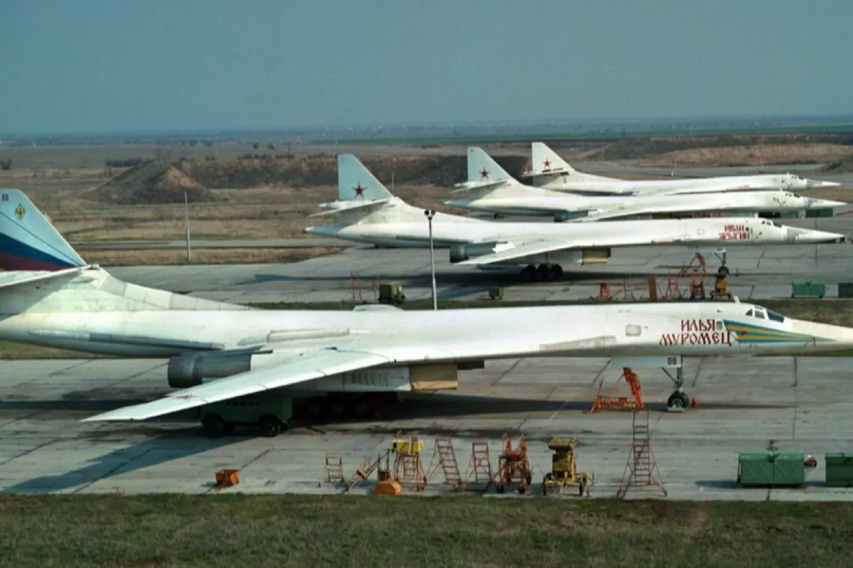 RĂZBOI ÎN UCRAINA: Baza militară rusă de la Engels ar fi fost vizată de un nou atac