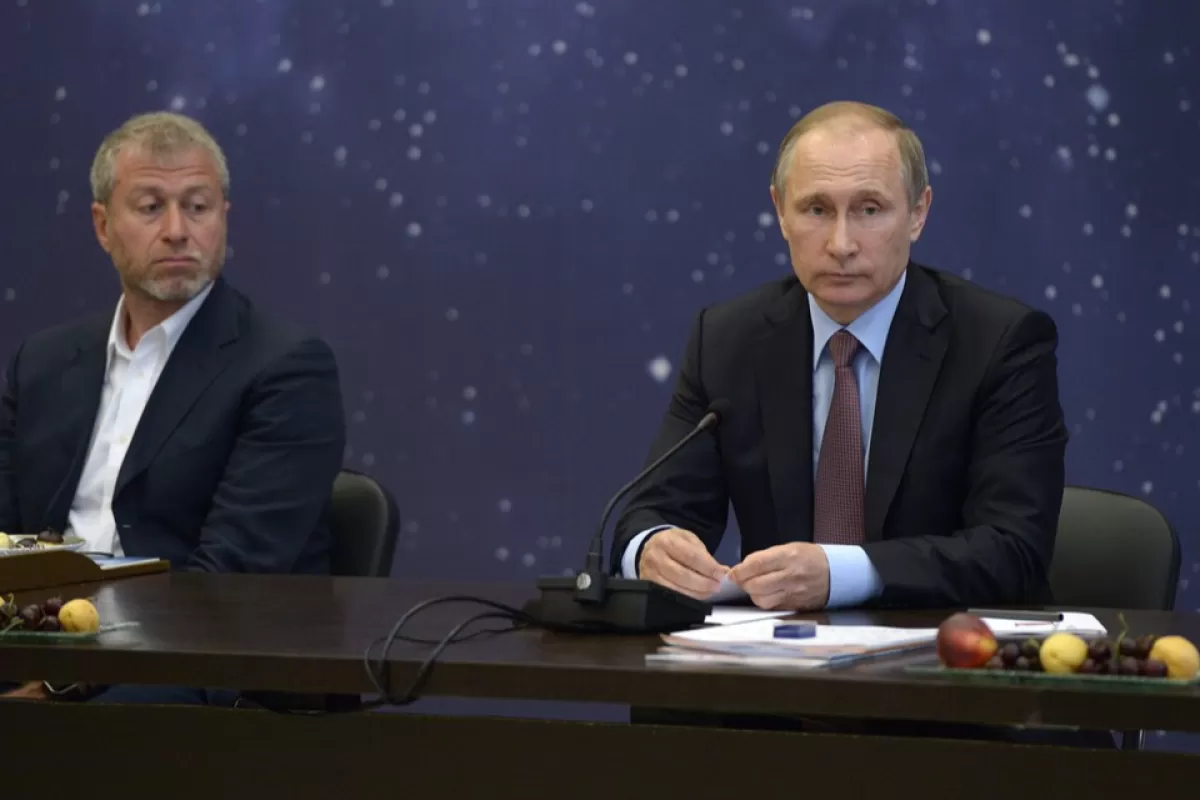 RĂZBOI ÎN UCRAINA: Oligarhul rus Roman Abramovici și-a trecut averea pe numele copiilor, ca să scape de sechestru