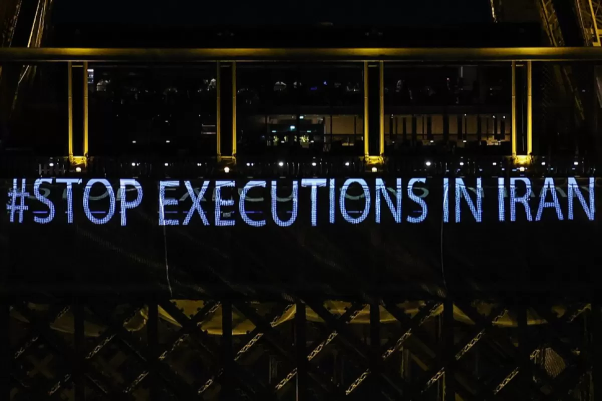 15 minute să te aperi de condamnarea la moarte în Iran