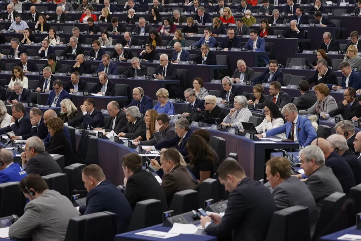 Parlamentul European cere un tribunal special pentru crimele comise de ruși în Ucraina