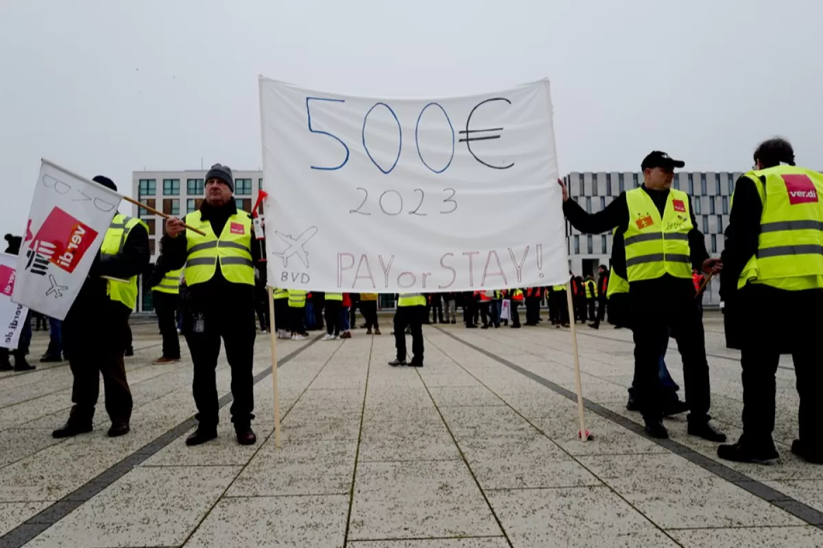 Încă o zi de greve în țări din Europa