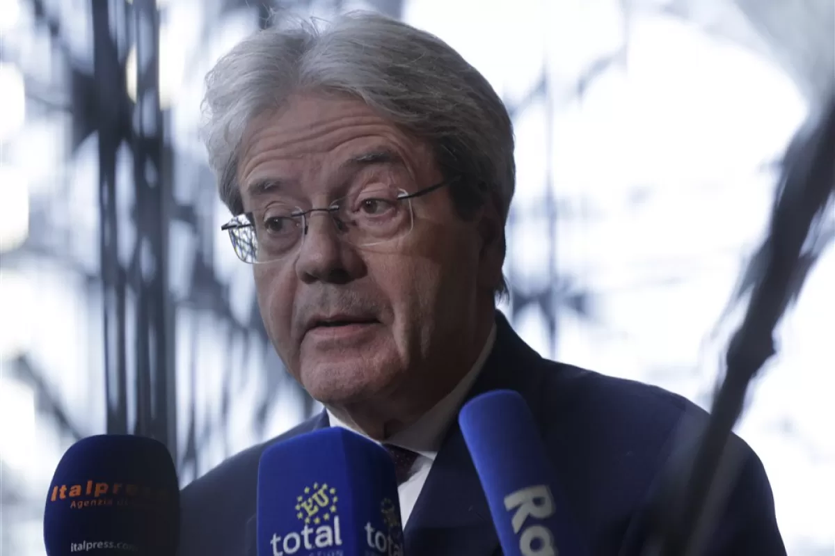 RĂZBOI ÎN UCRAINA: Zona euro scapă de recesiune