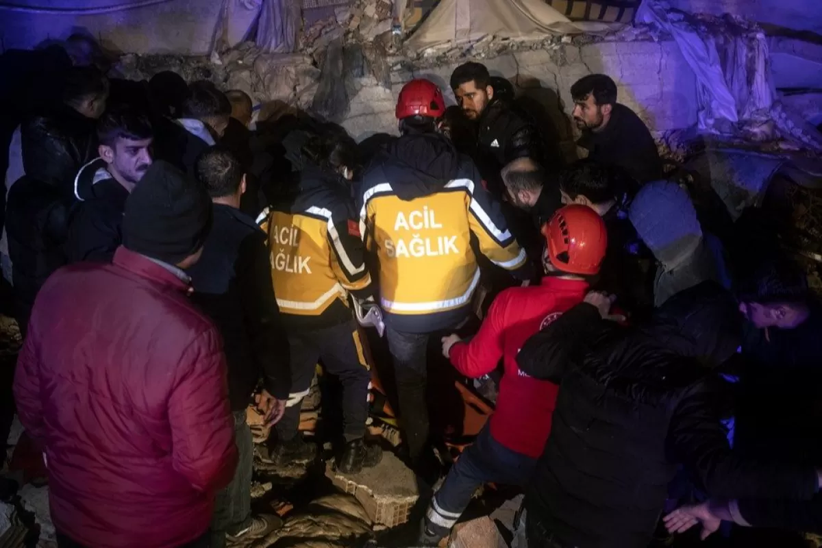 România, solidară cu Turcia lovită de un cutremur cu magnitudinea 7,8 UPDATES