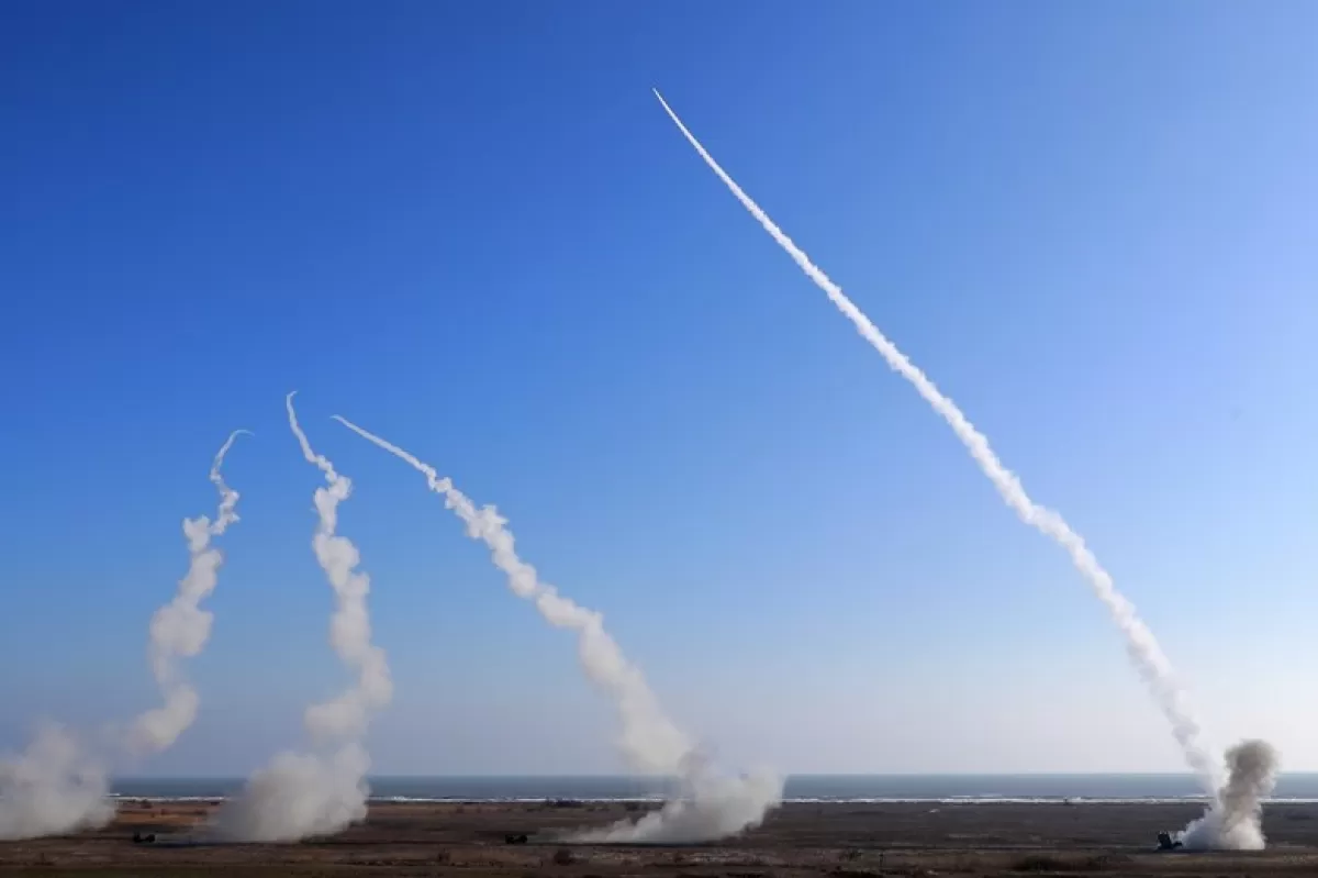 MapN neagă că rachete rusești de croazieră ar fi traversat spațiul aerian românesc