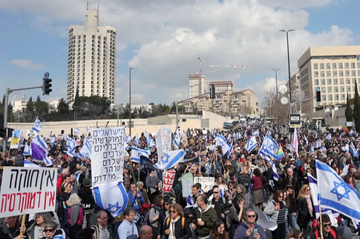 Un nou protest masiv în Israel față de controversata reformă a sistemului judiciar.