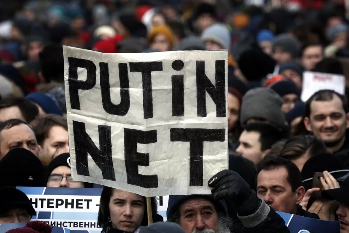 Despre cum lucrează cenzorii Kremlinului și încercările Moscovei de a atrage mercenari străini