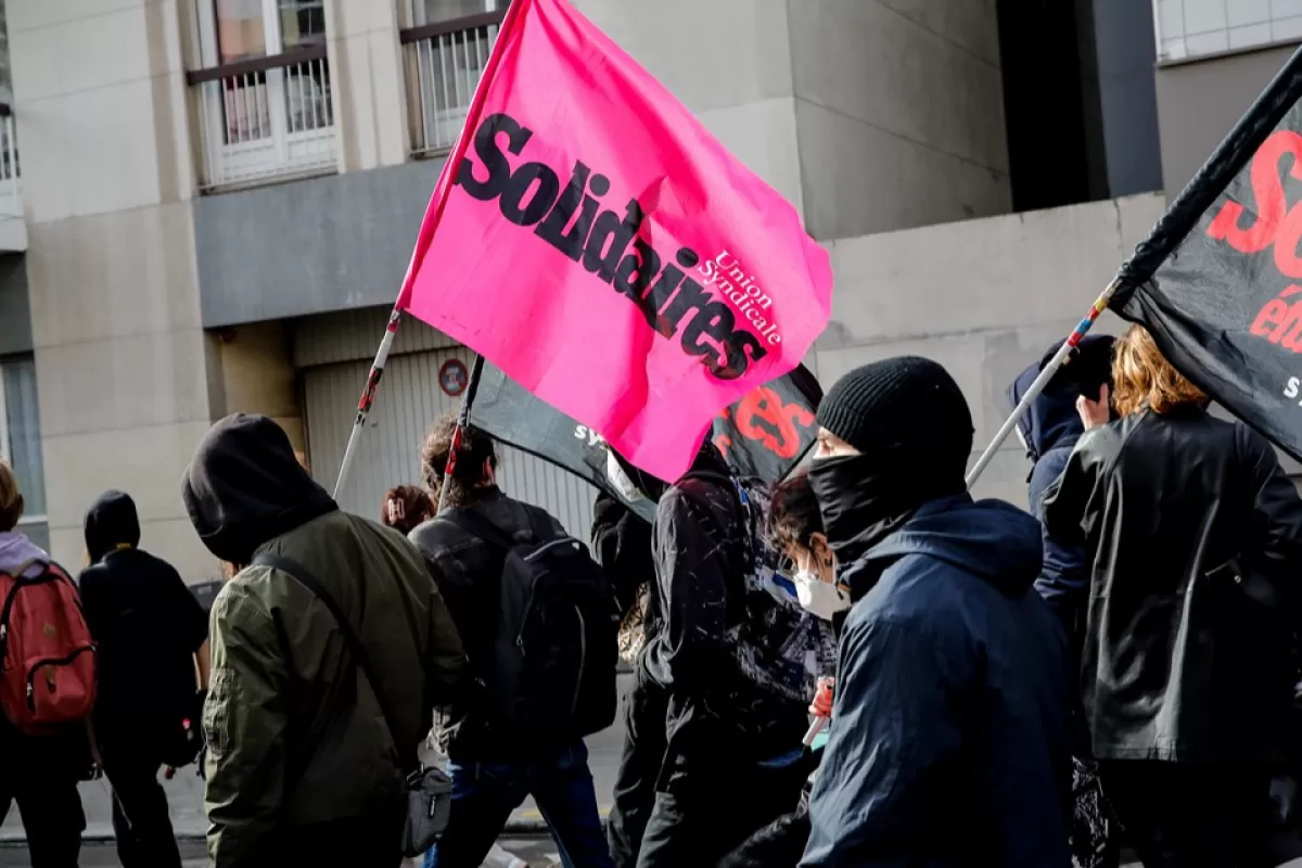 Sindicatele franceze amenință că vor bloca țara pentru a împiedica reforma pensiilor