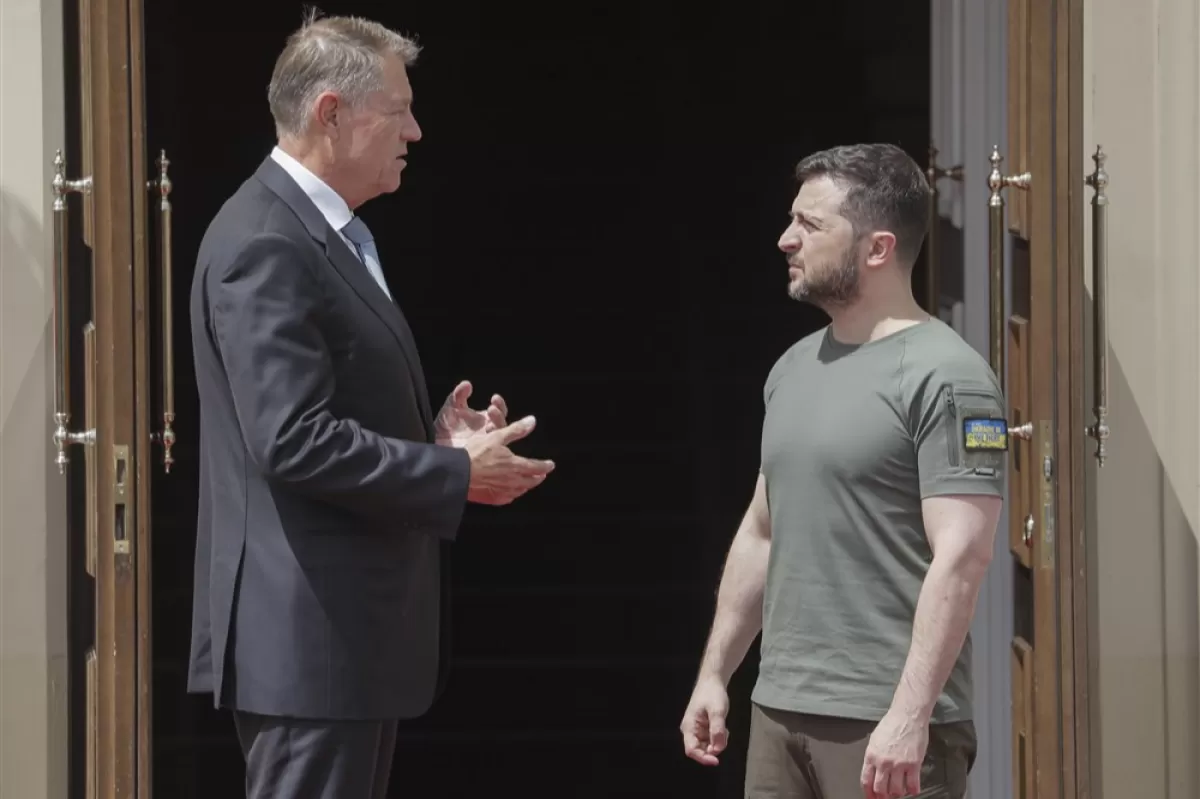 Președintele Iohannis îi critică pe politicienii care s-au inflamat pe tema canalului Bâstroe