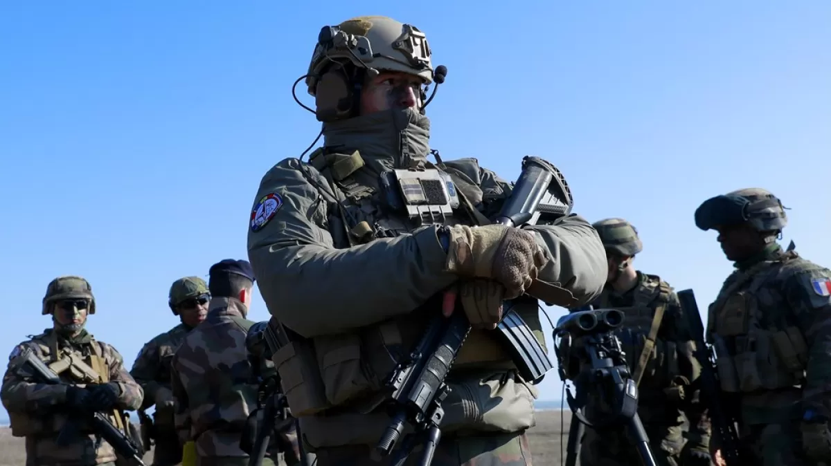 PROPAGANDĂ DE RĂZBOI: Zelenski le-a solicitat statelor membre NATO să trimită trupe în Ucraina