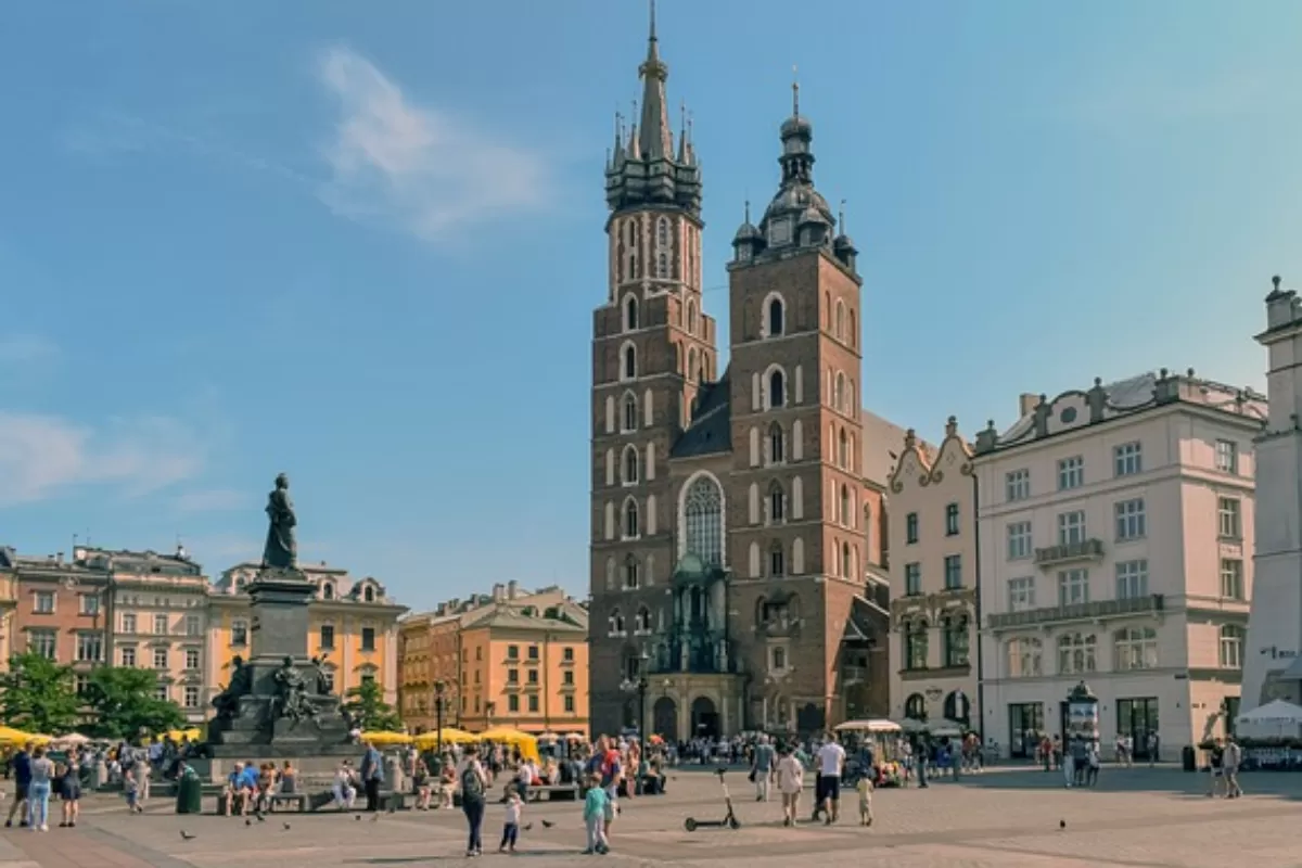 Cracovia va înființa primul adăpost de urgență din Polonia destinat victimelor discriminării LGBT