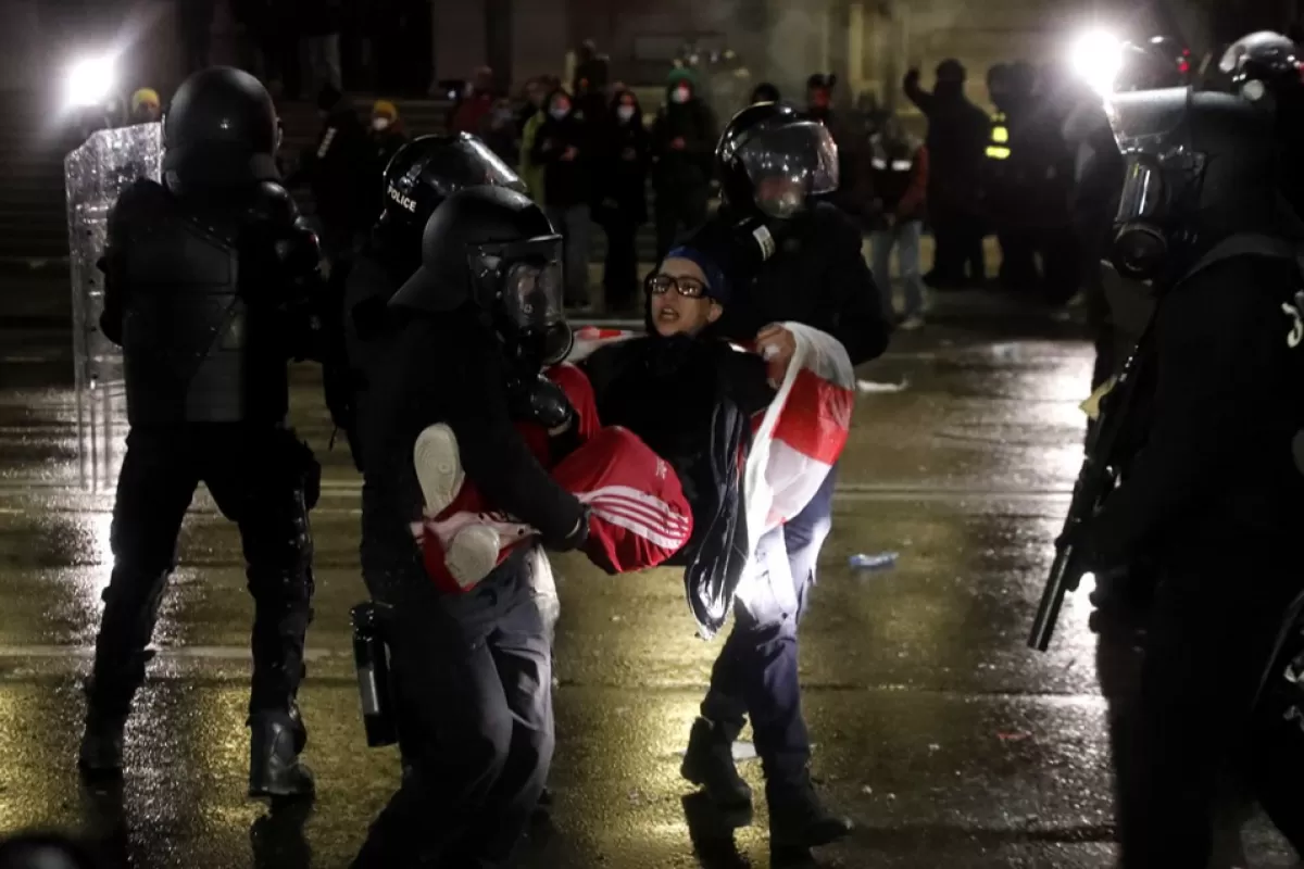 Puterea de la Tbilisi retrage din Parlament un proiect de lege controversat, ca urmarea a protestelor în creştere