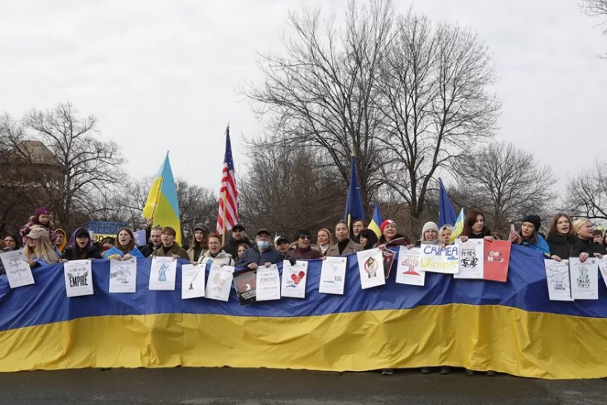 Numărul refugiaților în România vecină a trecut de 3,7 milioane