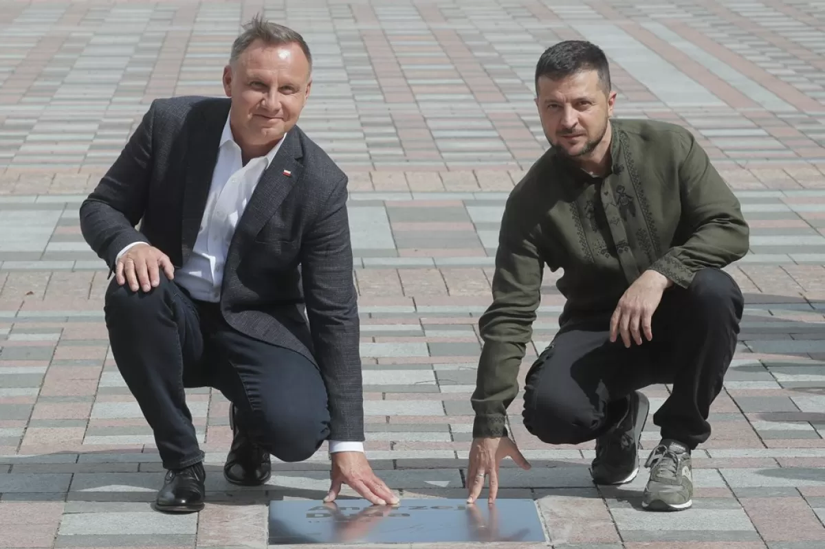 Polonia este prima țară NATO care trimite Ucrainei avioane de luptă