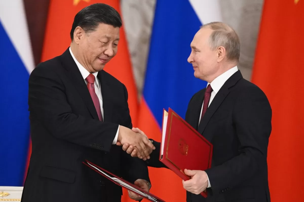 Președinții Rusiei și Chinei afirmă că au discutat atent planul de pace chinez pentru Ucraina