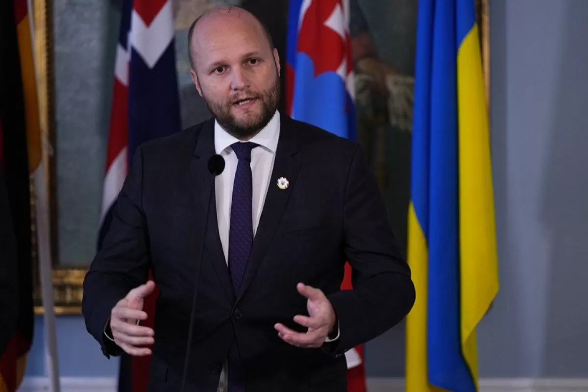 Statele Unite s-au oferit să-i vândă Slovaciei 12 elicoptere noi Bell AH-1Z Viper, la un preţ redus cu două treimi