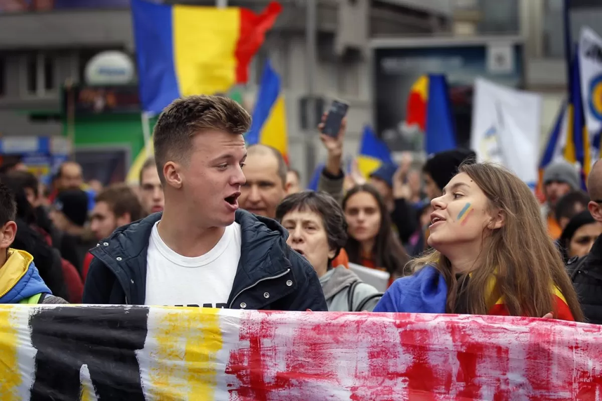 Sondaj: basarabenii știu că vorbesc românește