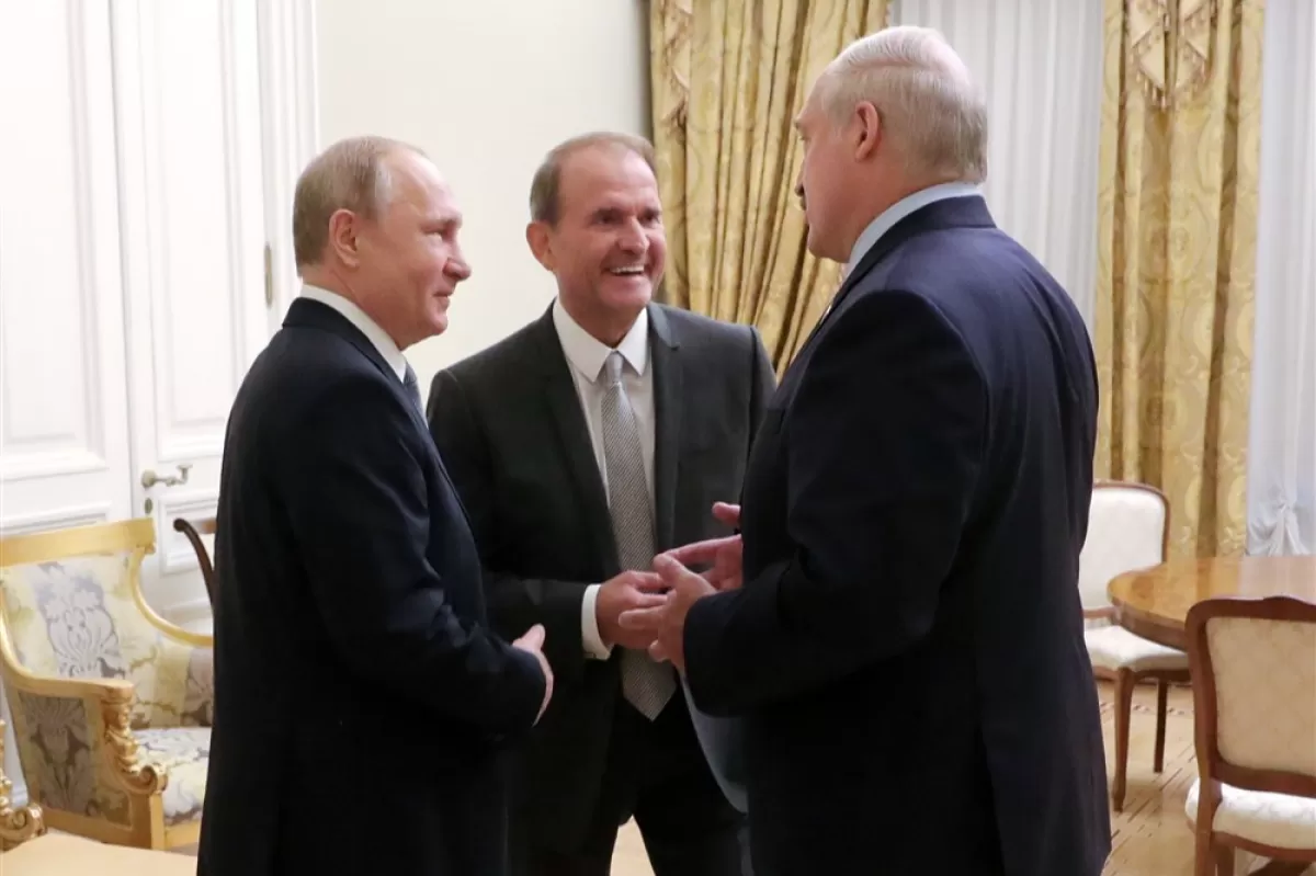 În ciuda războiului, rușii continuă să facă bani în Ucraina