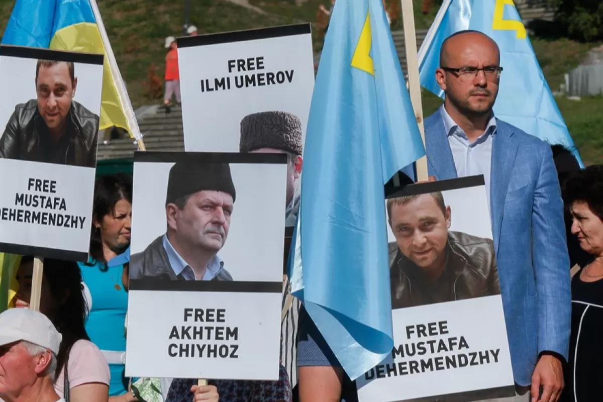 Kievul îi acuză pe ruși de reprimarea tătarilor din Crimeea