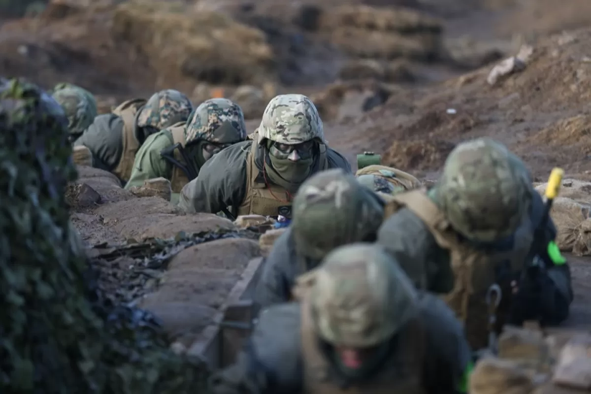 PROPAGANDĂ DE RĂZBOI: SUA vor trimite în ofensivă 200 de mii de militari-sinucigași ucraineni, subordonați direct  Pentagonului