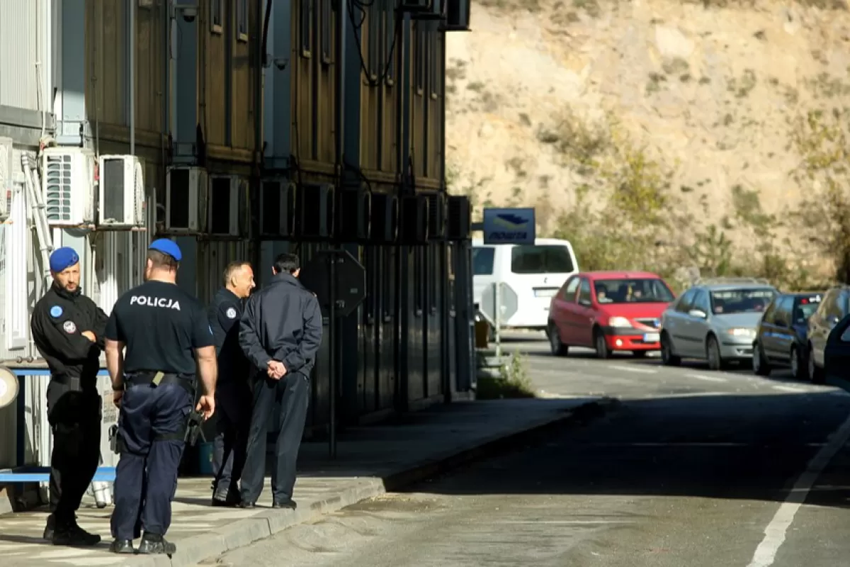 Poliţia kosovară a împuşcat un sârb la un punct de control din nordul Kosovo