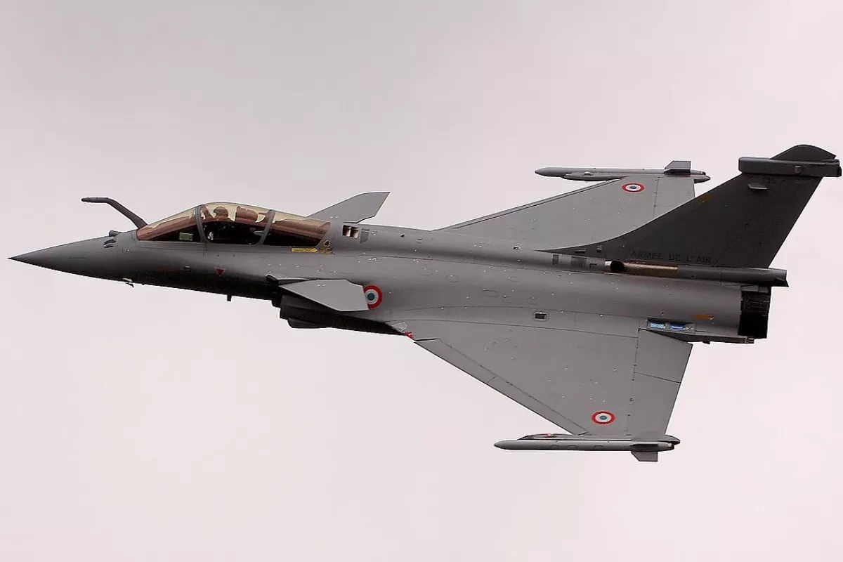 Tensiuni la Mediterană: Grecia achiziționează avioane de război