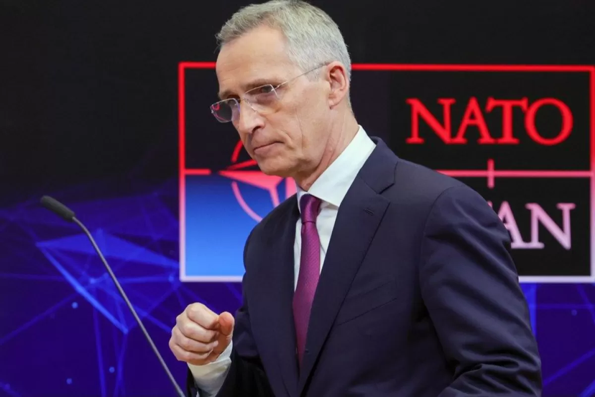 Secretarul general al NATO, Jens Stoltenberg, în vizită surpriză la Kiev