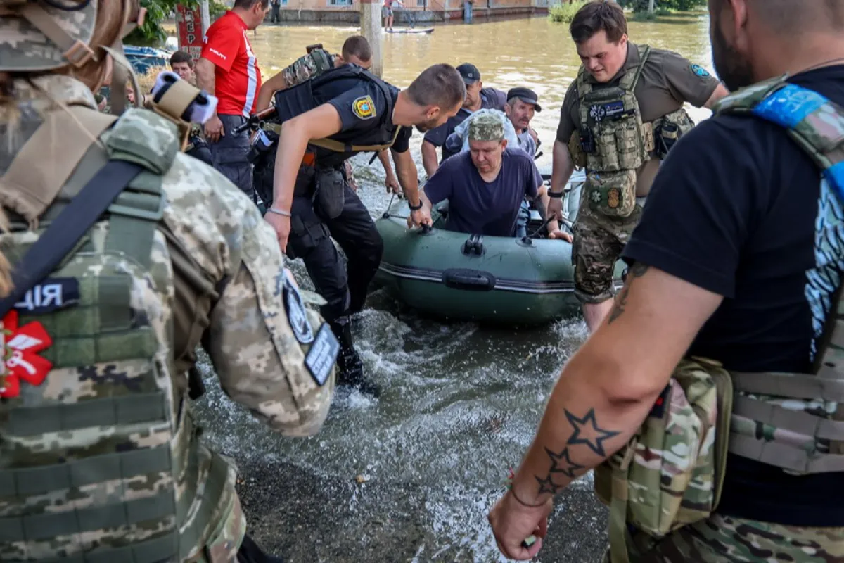 Narațiunile rusești despre barajul Nova Kahovka, similare cu dezinformări mai vechi