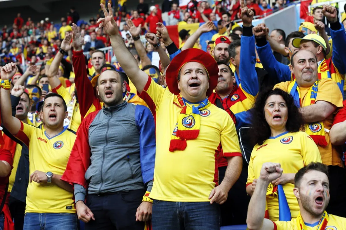 Ministerul de Externe de la Bucureşti le recomandă microbiștilor români să fie prudenți în Kosovo