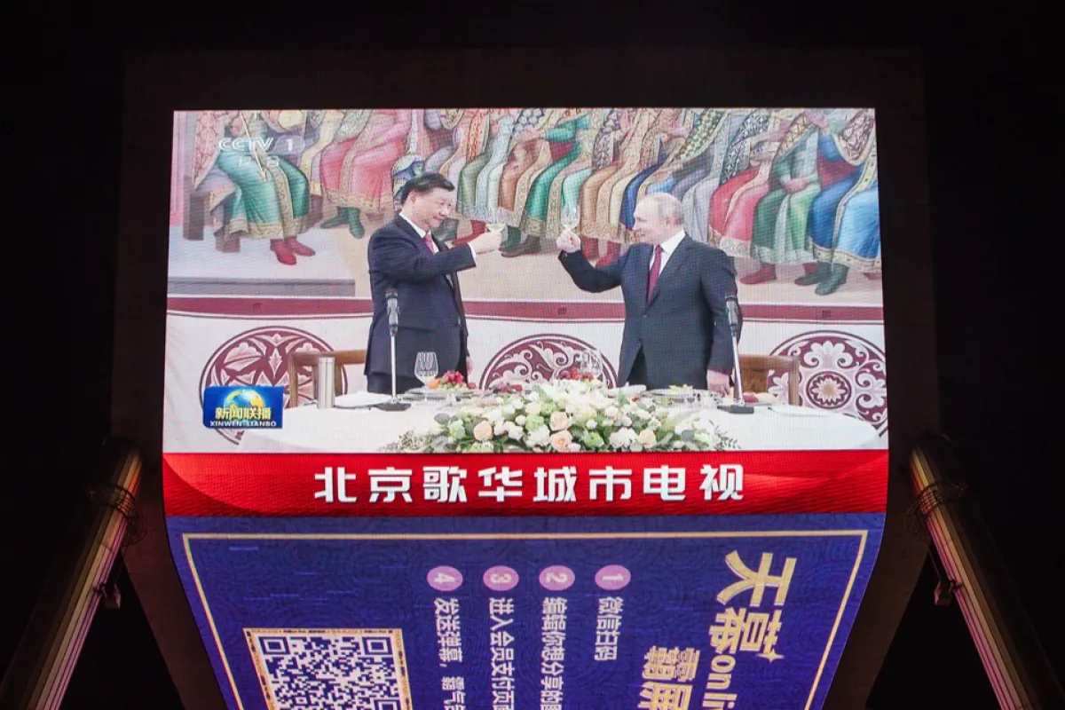 Președintele rus, Vladimir Putin, îl elogiază pe omologul său din China comunistă, Xi Jinping