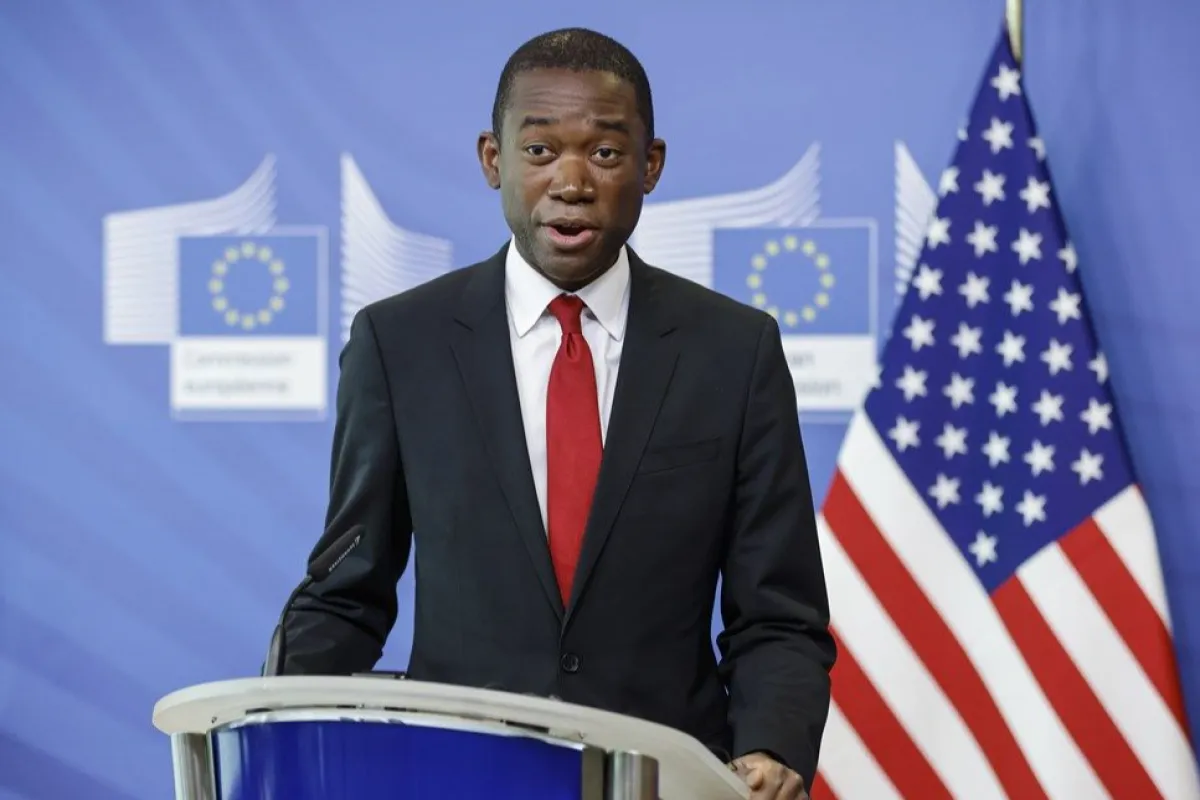 Ruşilor li s-au înjumătăţit banii obţinuţi din vânzarea de petrol