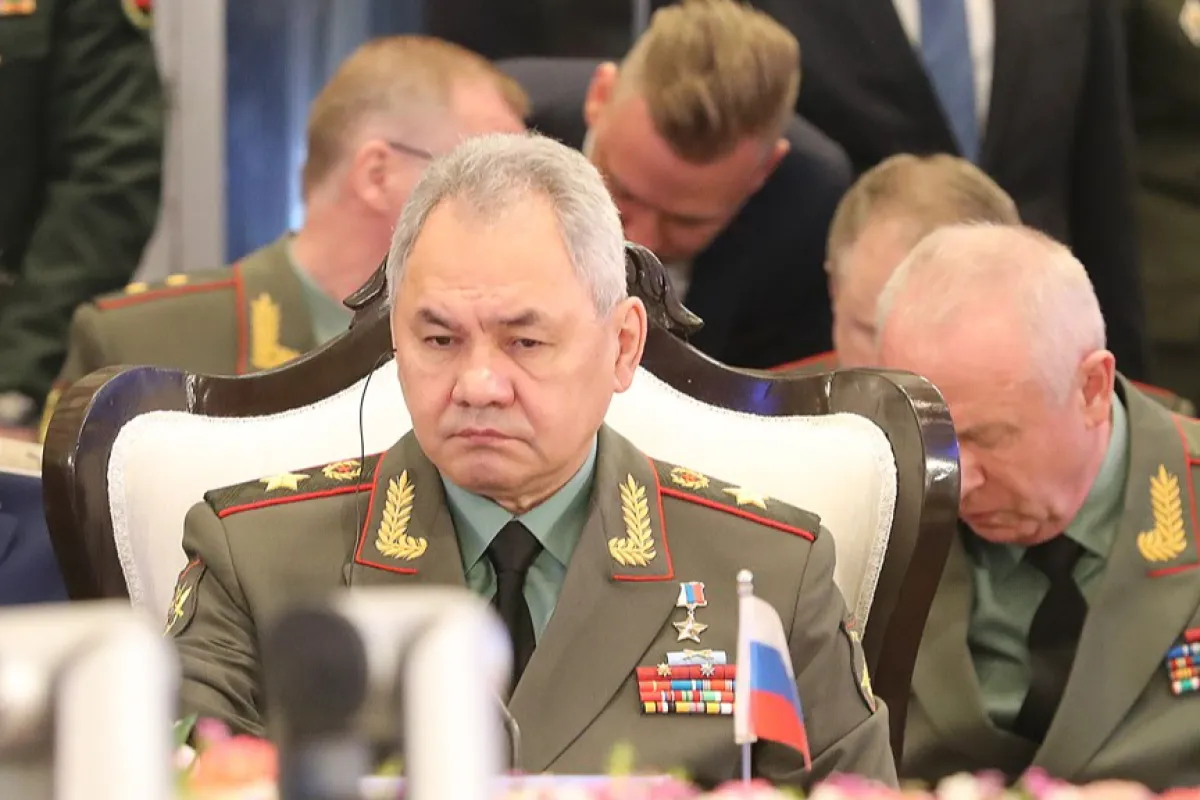 Ministrul rus al Apărării cere tancuri pentru operaţiunea din Ucraina