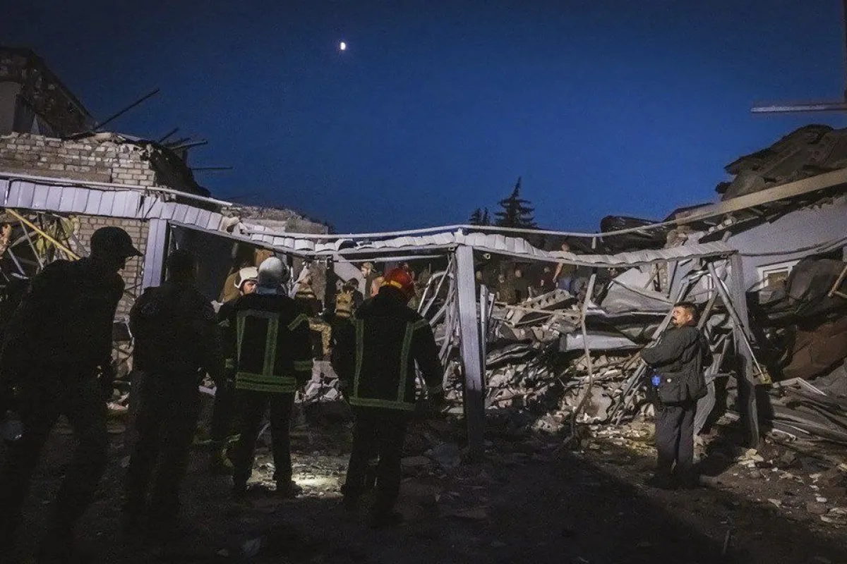 Ruşii susţin că nu lovesc decât ţinte militare