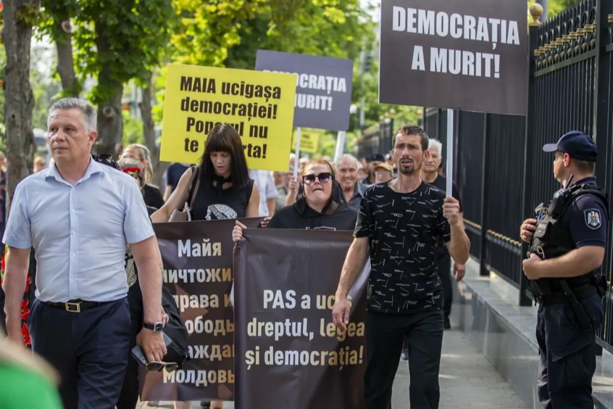 FAKE NEWS: Maia Sandu a instaurat un regim dictatorial similar cu cel al lui Plahotniuc